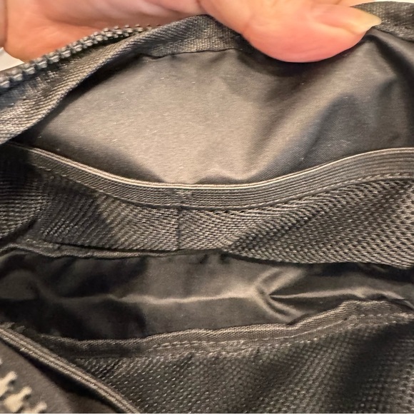 NEW LULULEMON Everywhere Belt Bag Black NWT Black & White Adjustable Strap - Picture 12 of 13